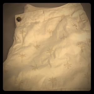Women’s white twill shorts size 18